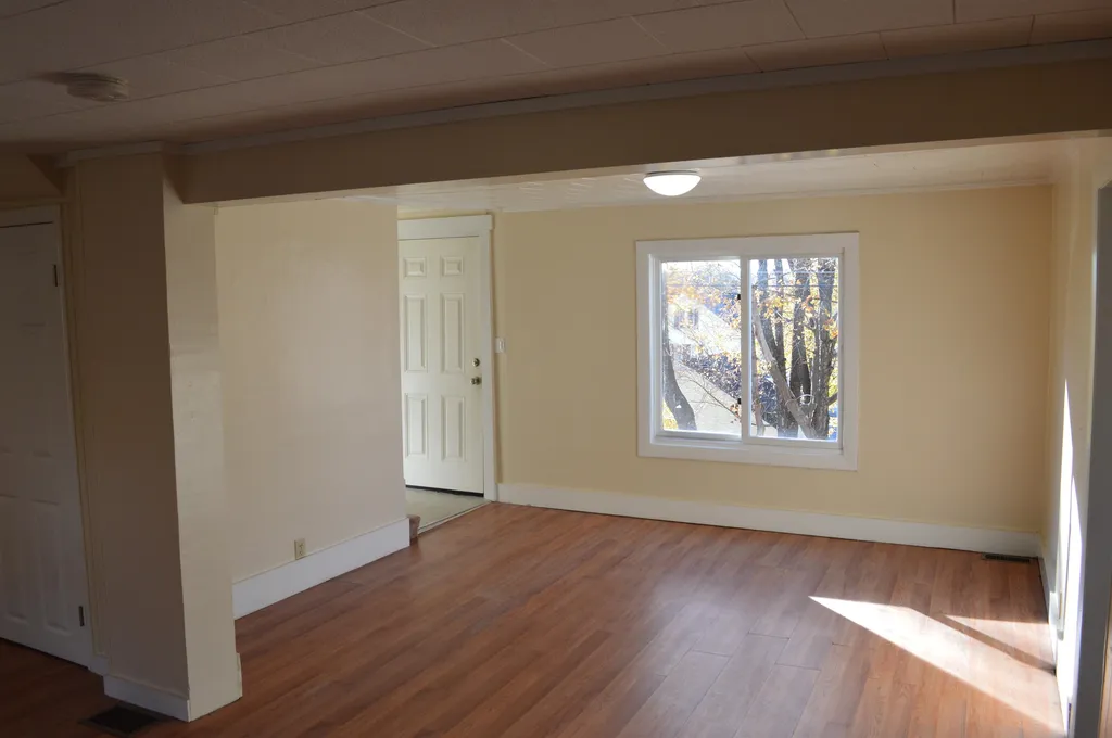 33 Oak Street Keene NH 03431
