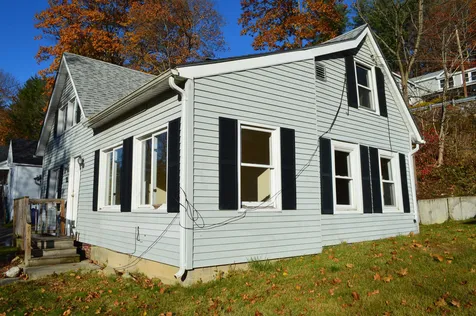 33 Oak Street Keene NH 03431