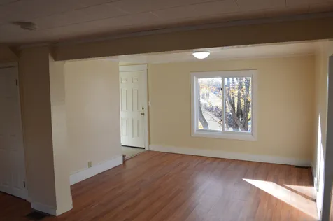 33 Oak Street Keene NH 03431