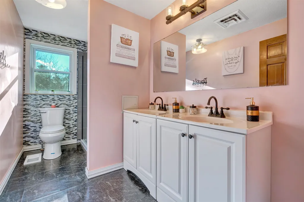 27 Quarry Drive South Berwick ME 03908