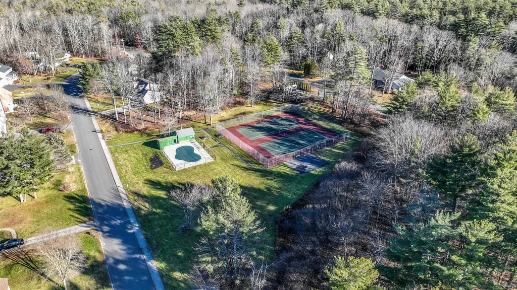 27 Quarry Drive South Berwick ME 03908