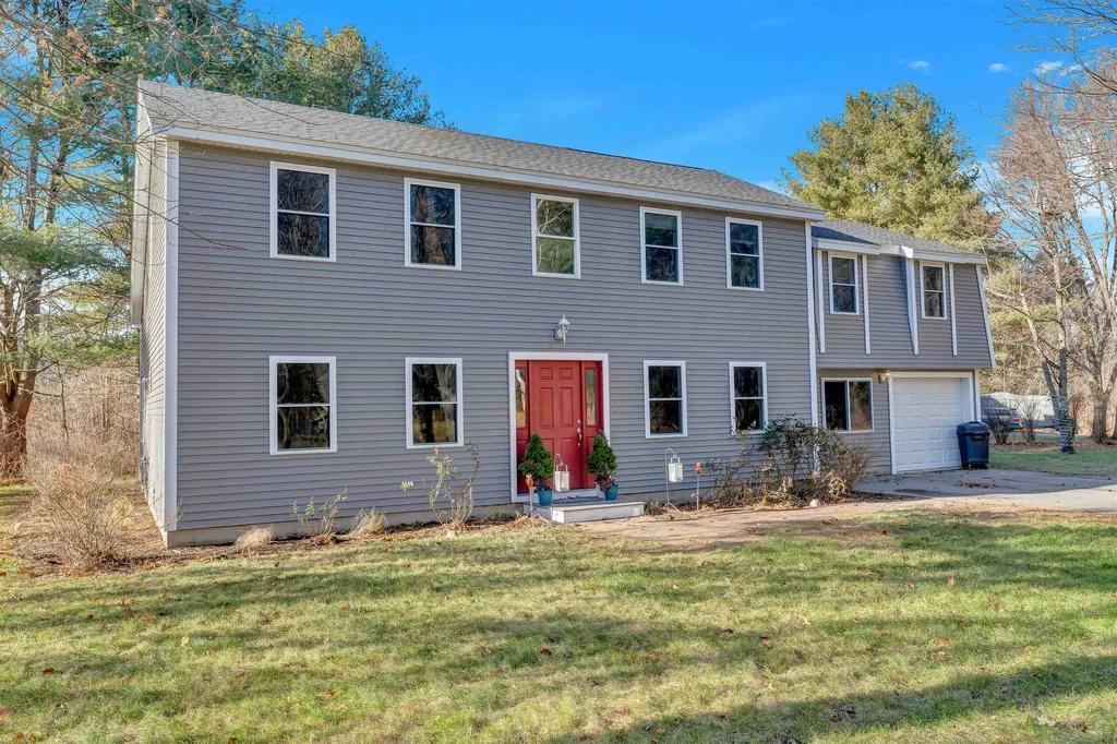 27 Quarry Drive South Berwick ME 03908