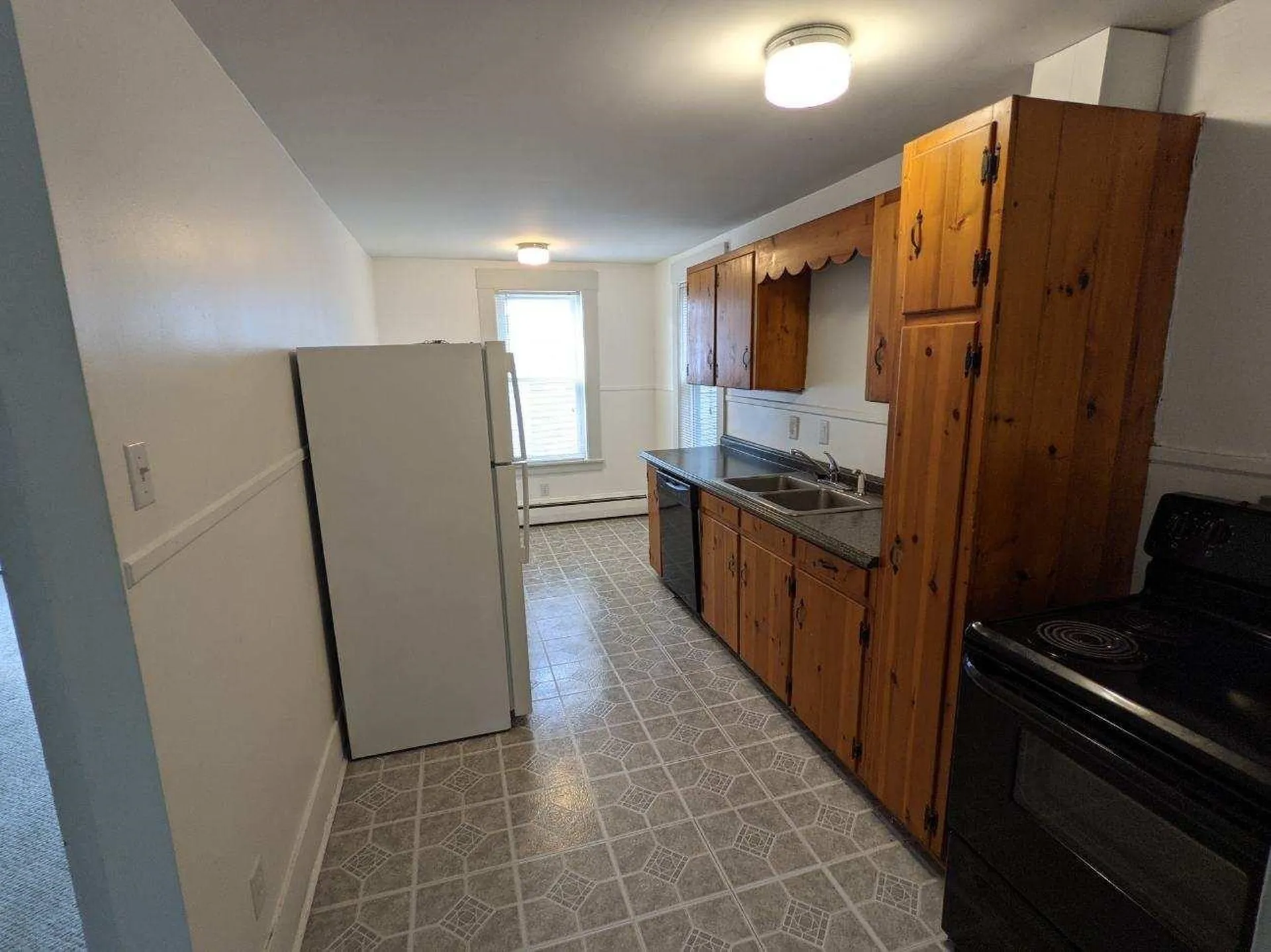16 Essex Street Concord NH 03301
