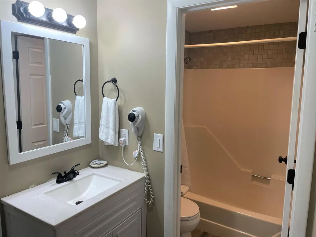 2955 White Mountain Highway Conway NH 03866