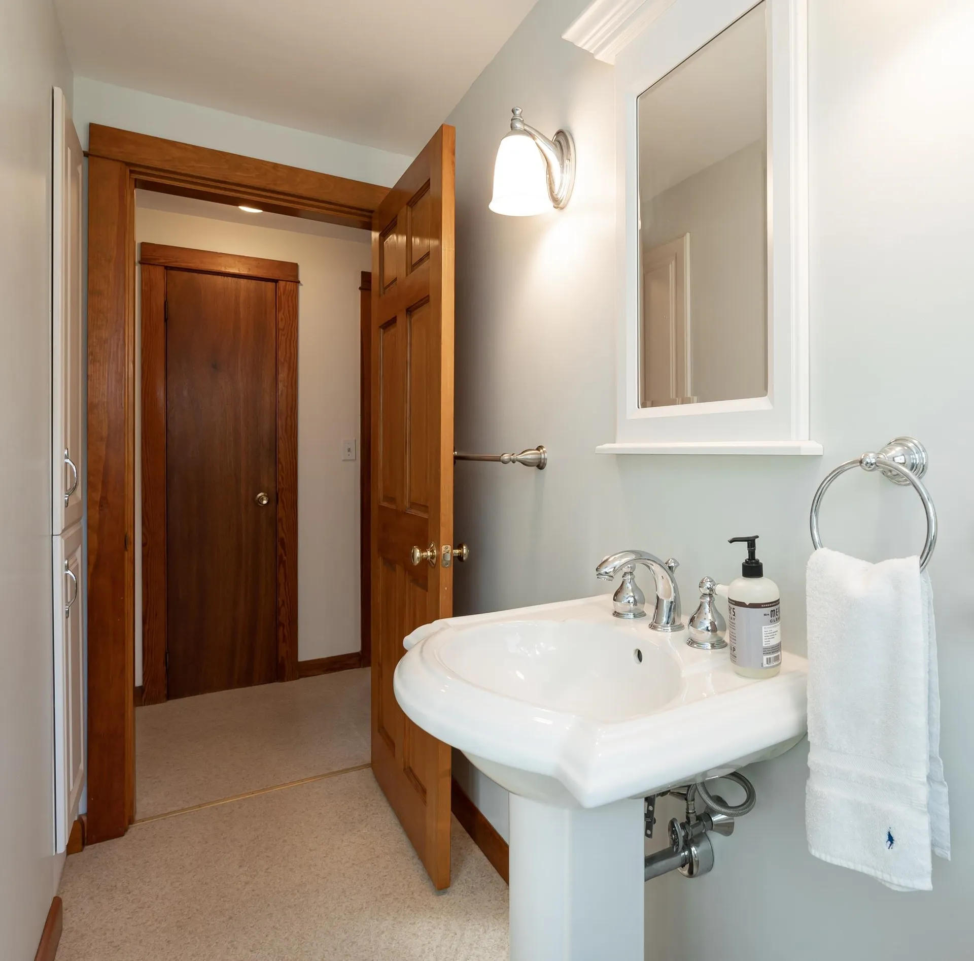 108 Atherton Avenue Nashua NH 03064