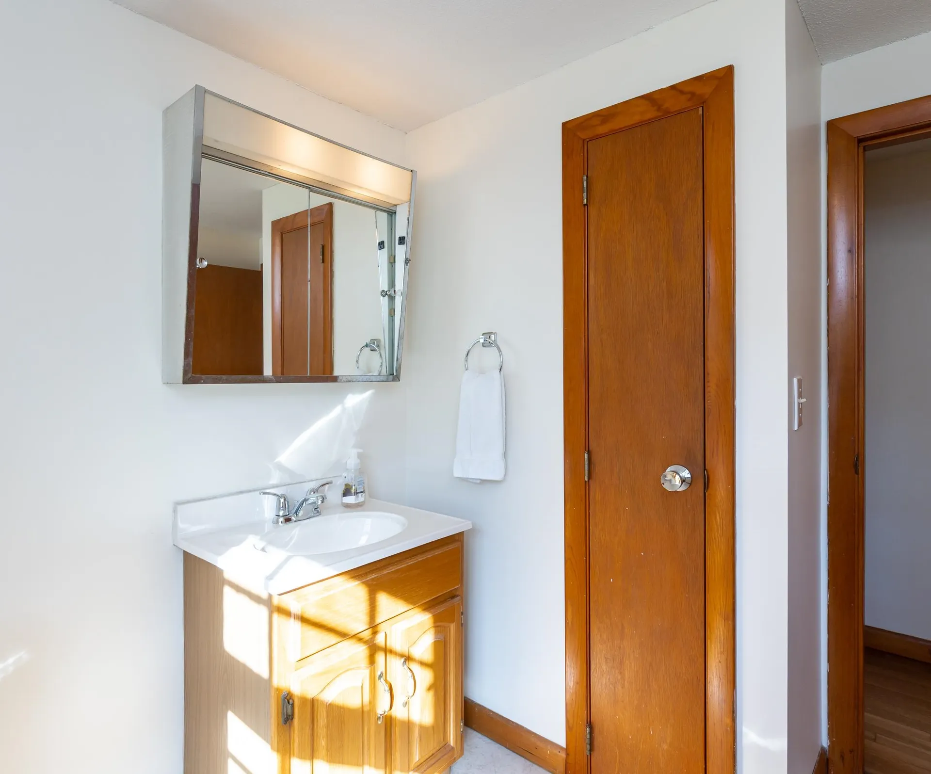 108 Atherton Avenue Nashua NH 03064