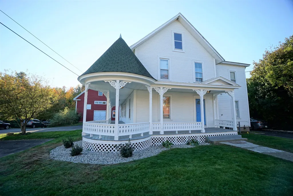 272 Pembroke Street Pembroke NH 03275