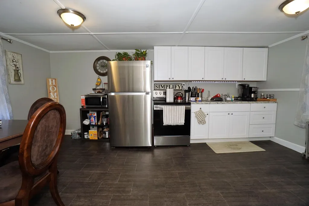 272 Pembroke Street Pembroke NH 03275