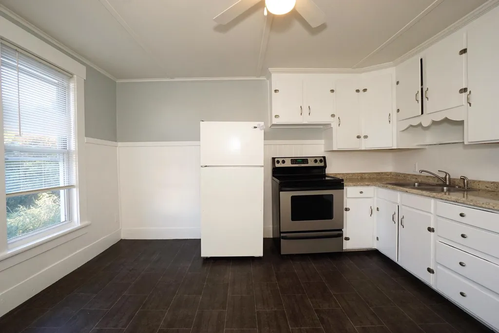 272 Pembroke Street Pembroke NH 03275
