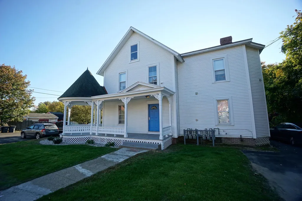 272 Pembroke Street Pembroke NH 03275