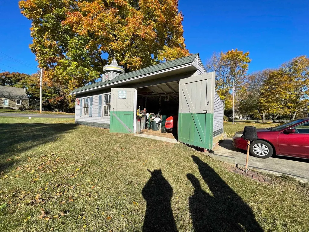 147 Bunker Hill Avenue Stratham NH 03885