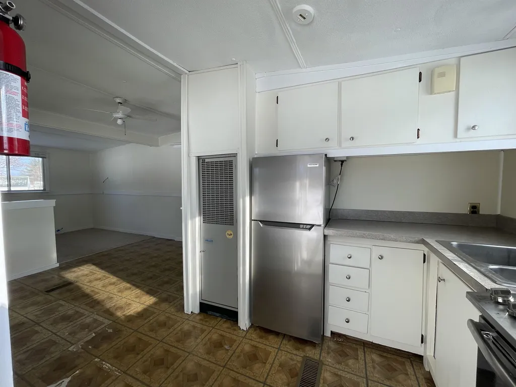 147 Bunker Hill Avenue Stratham NH 03885