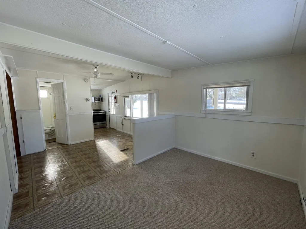 147 Bunker Hill Avenue Stratham NH 03885