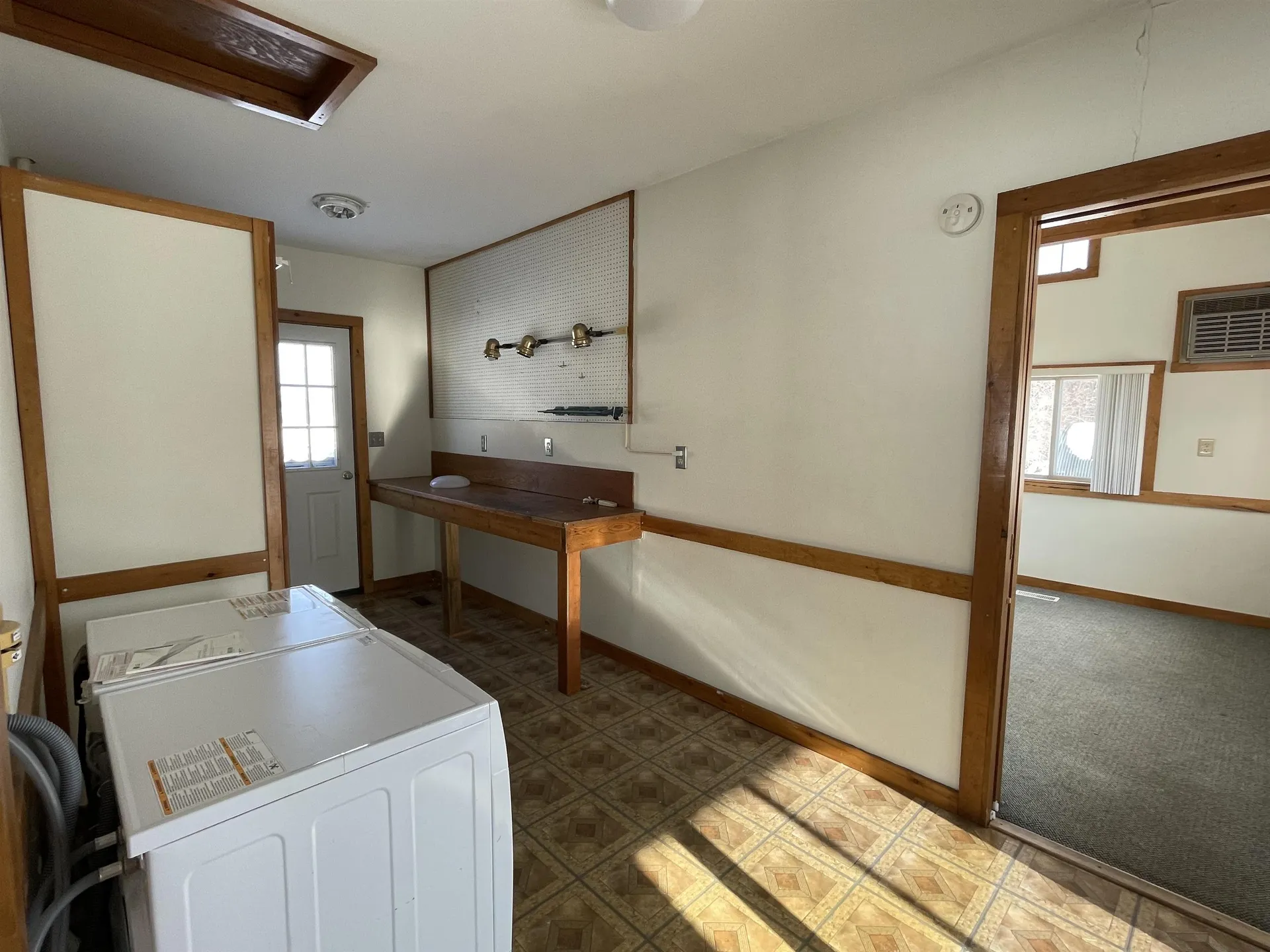 147 Bunker Hill Avenue Stratham NH 03885