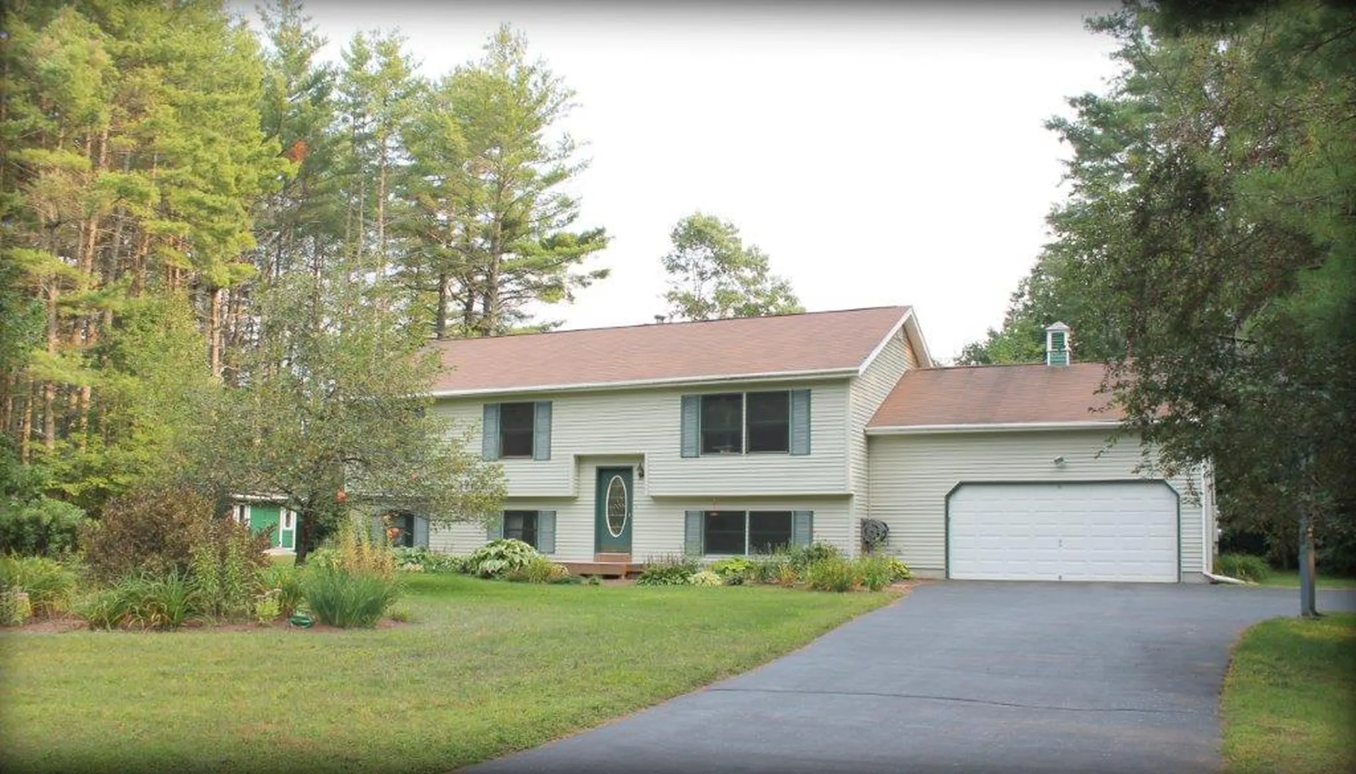 79 Katie Lane Swanzey NH 03446