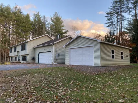 79 Katie Lane Swanzey NH 03446