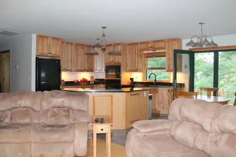 79 Katie Lane Swanzey NH 03446