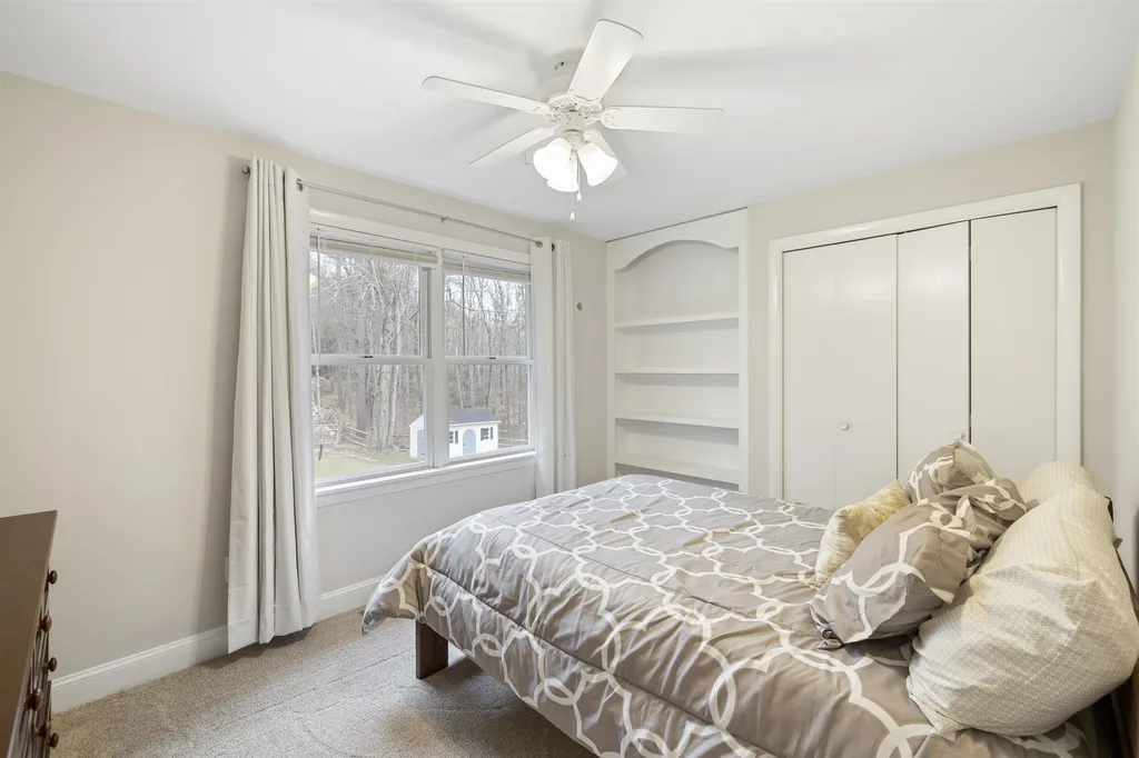 93 Mason Road Brookline NH 03033