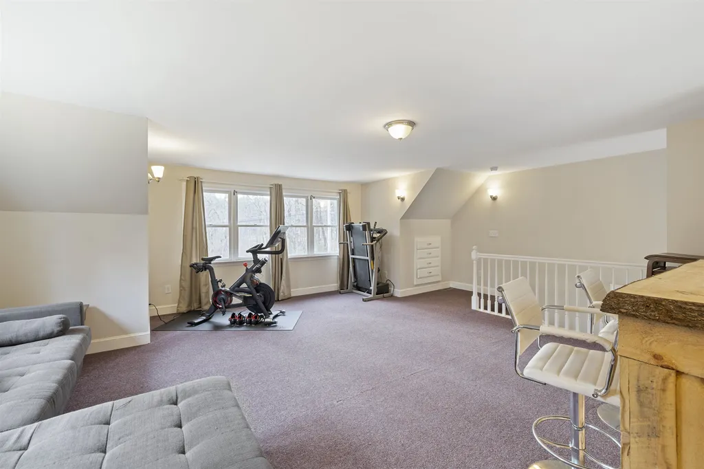 93 Mason Road Brookline NH 03033
