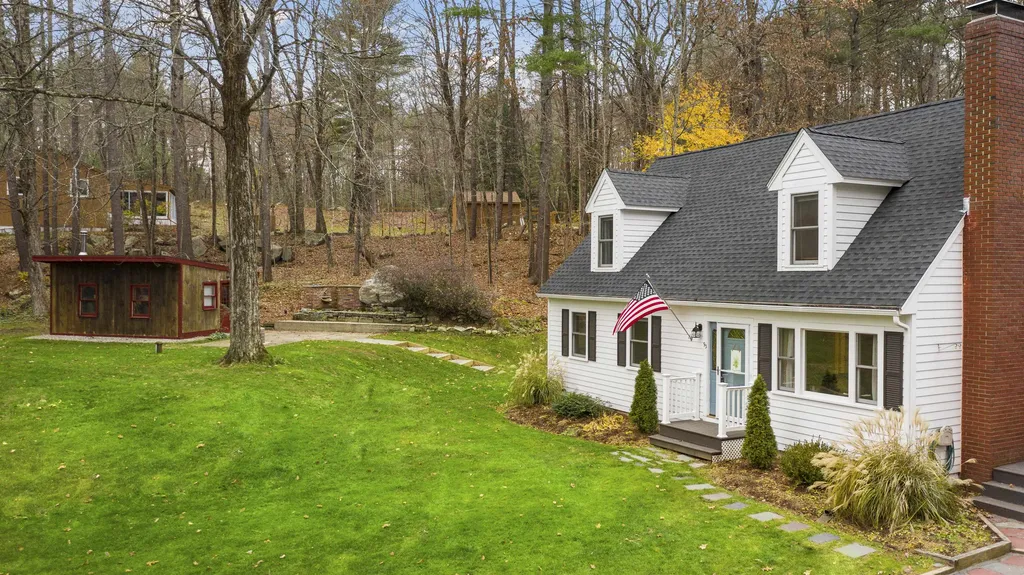 93 Mason Road Brookline NH 03033
