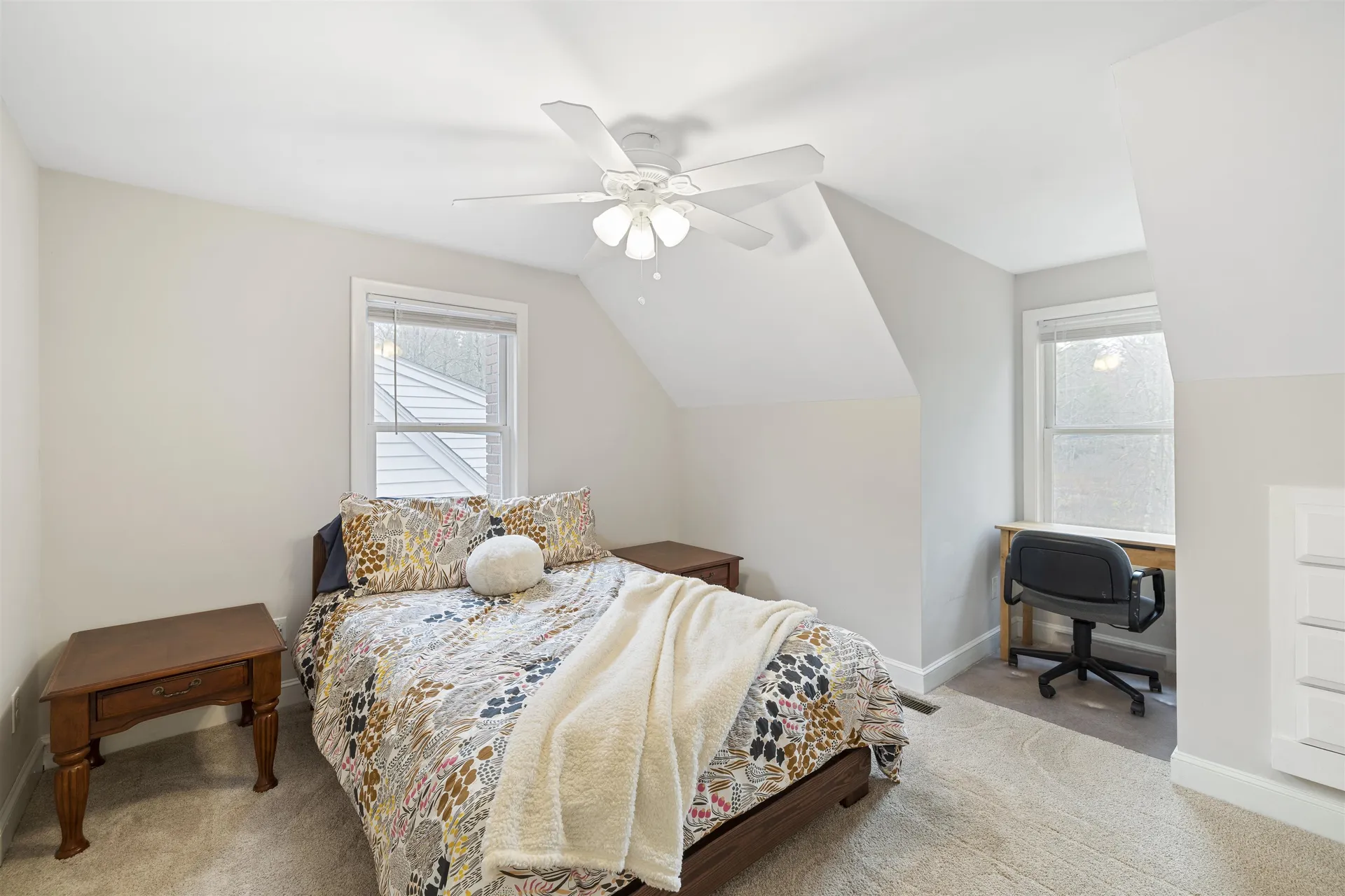 93 Mason Road Brookline NH 03033