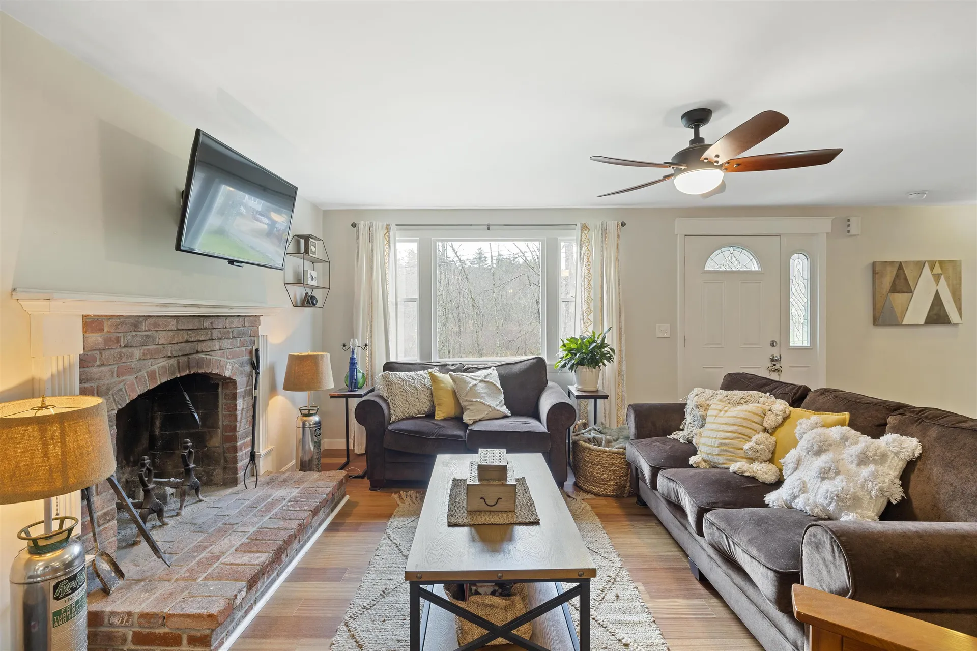 93 Mason Road Brookline NH 03033