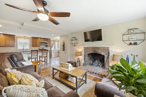 93 Mason Road Brookline NH 03033