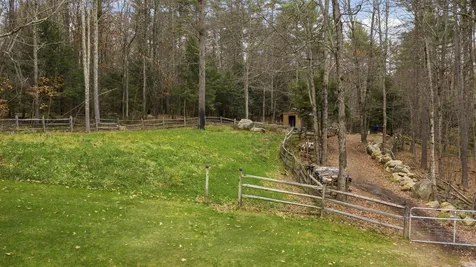 93 Mason Road Brookline NH 03033