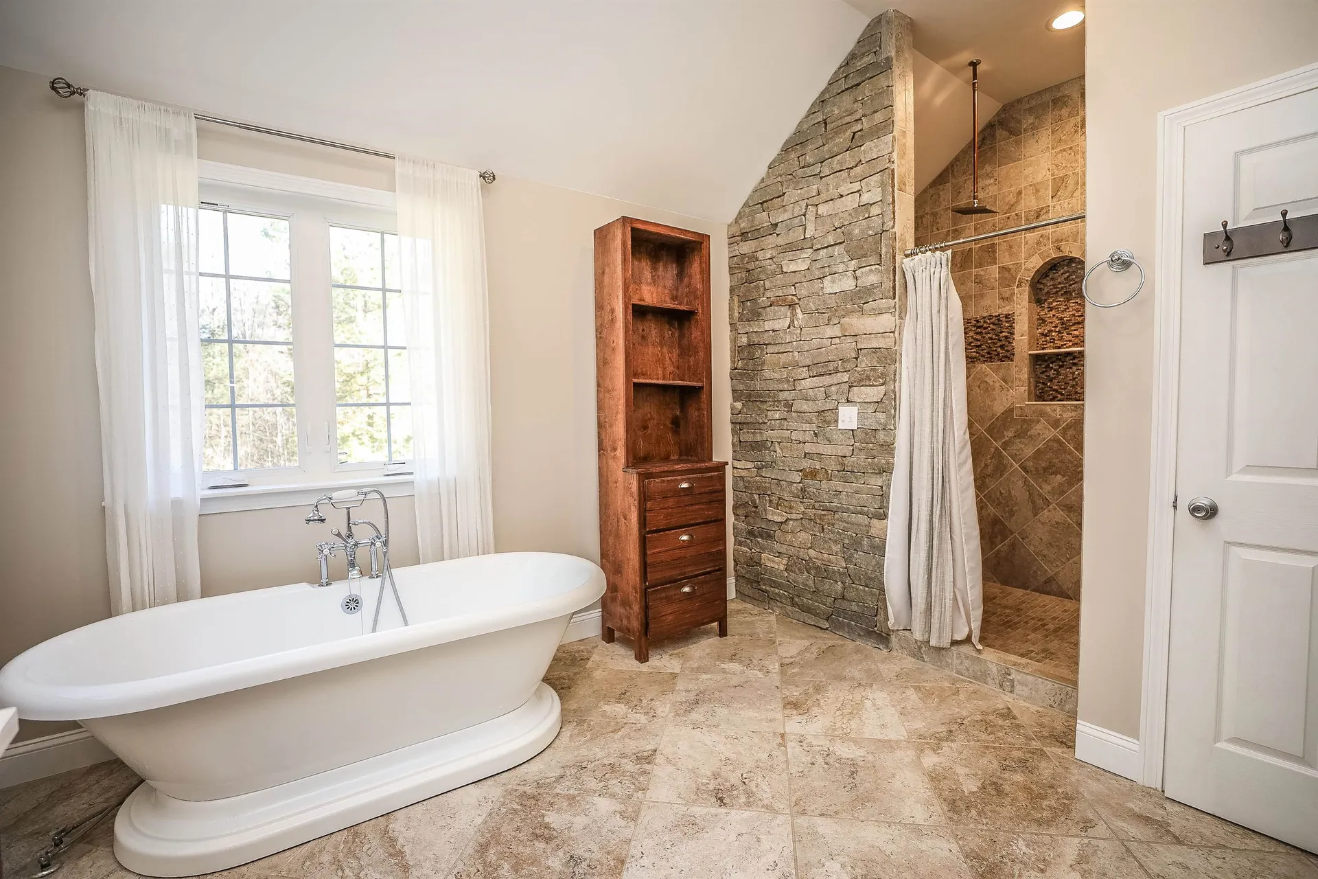 99 Christian Hill Road Amherst NH 03031