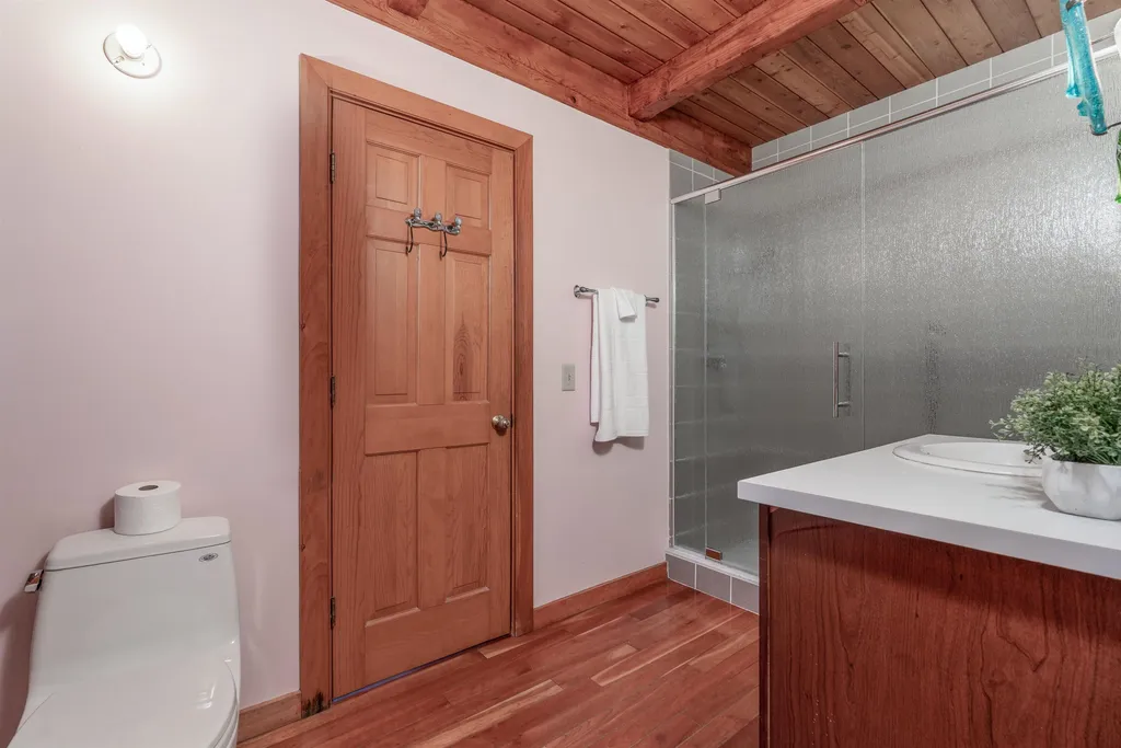 18 Horton Hill Road Hartland VT 05048