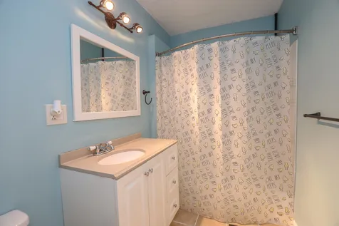 20 Hobbs Avenue Nashua NH 03060