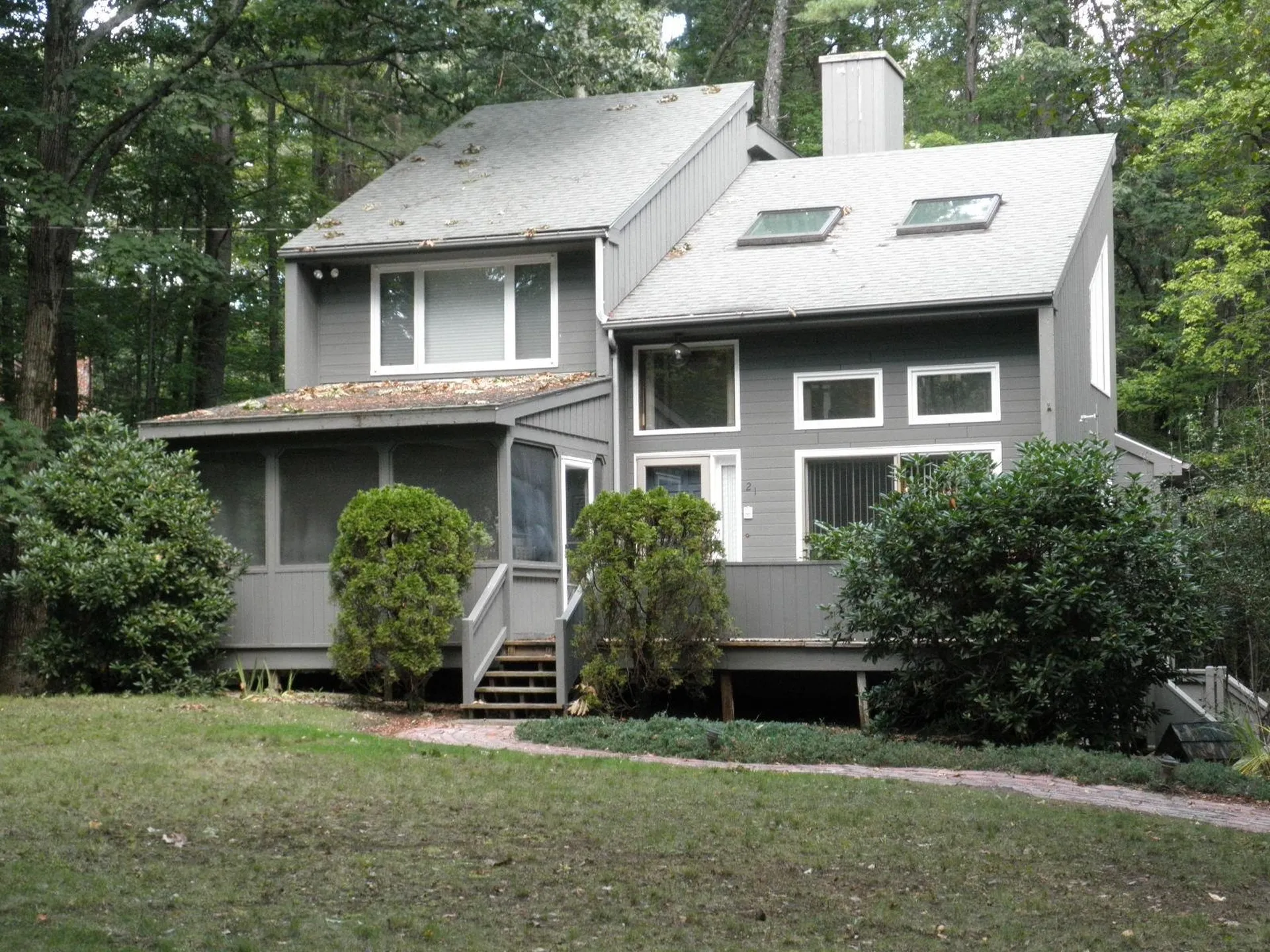21 Mcgettigan Road Milford NH 03055