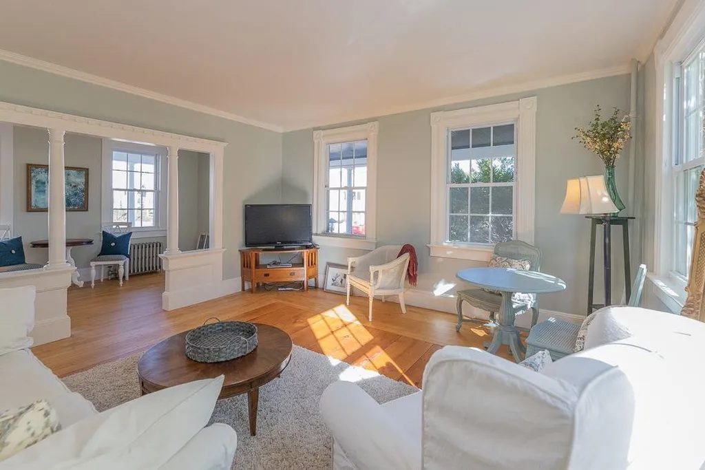 2 Kitteridge Square Newmarket NH 03857