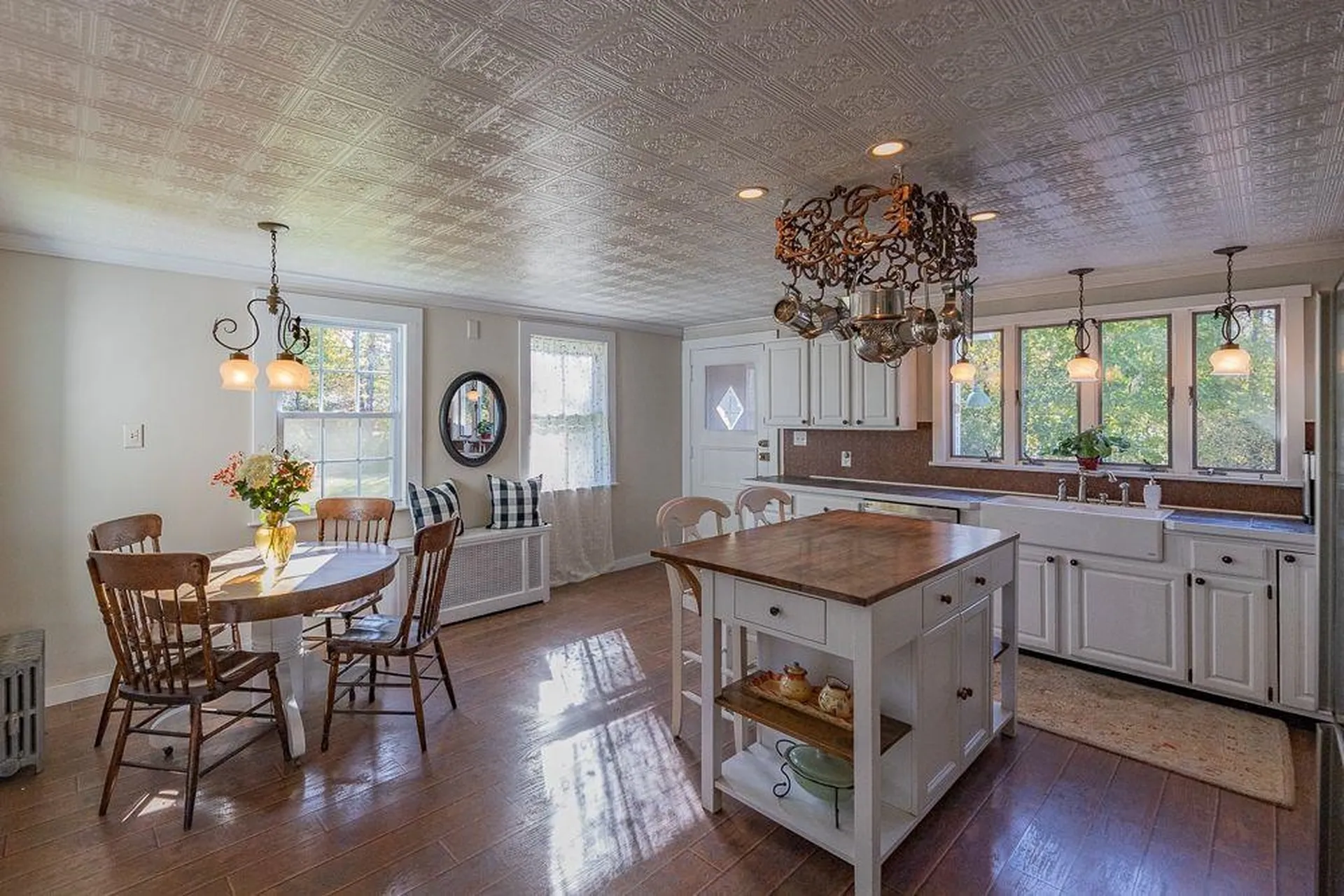 2 Kitteridge Square Newmarket NH 03857