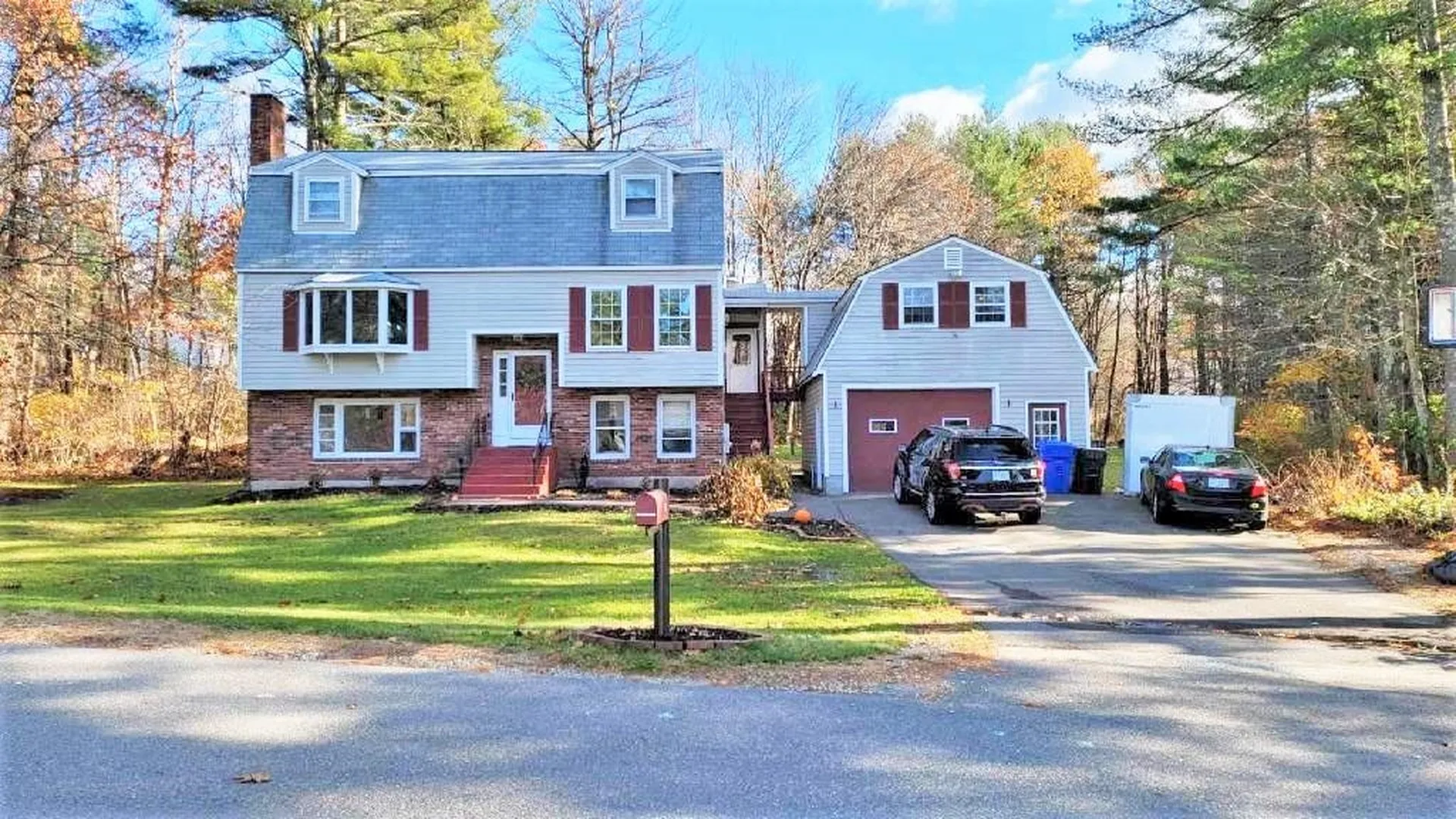 3 Pine Hollow Drive Londonderry NH 03053-2534