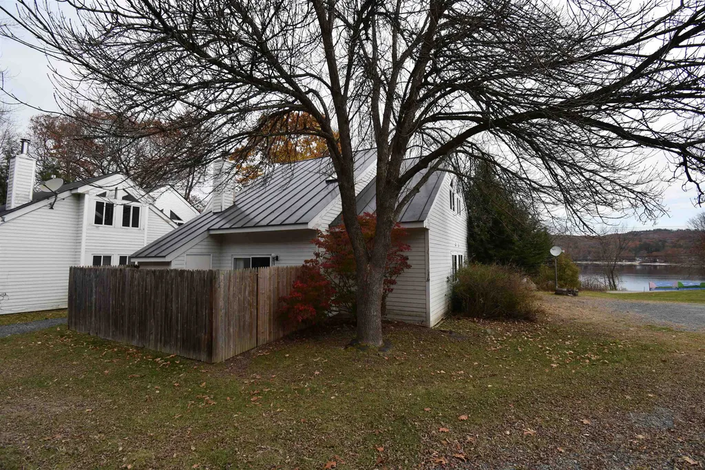 10 Marsten Lane Enfield NH 03748