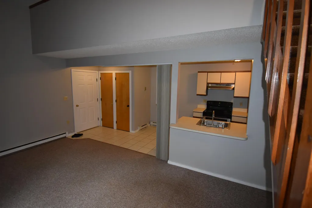 10 Marsten Lane Enfield NH 03748