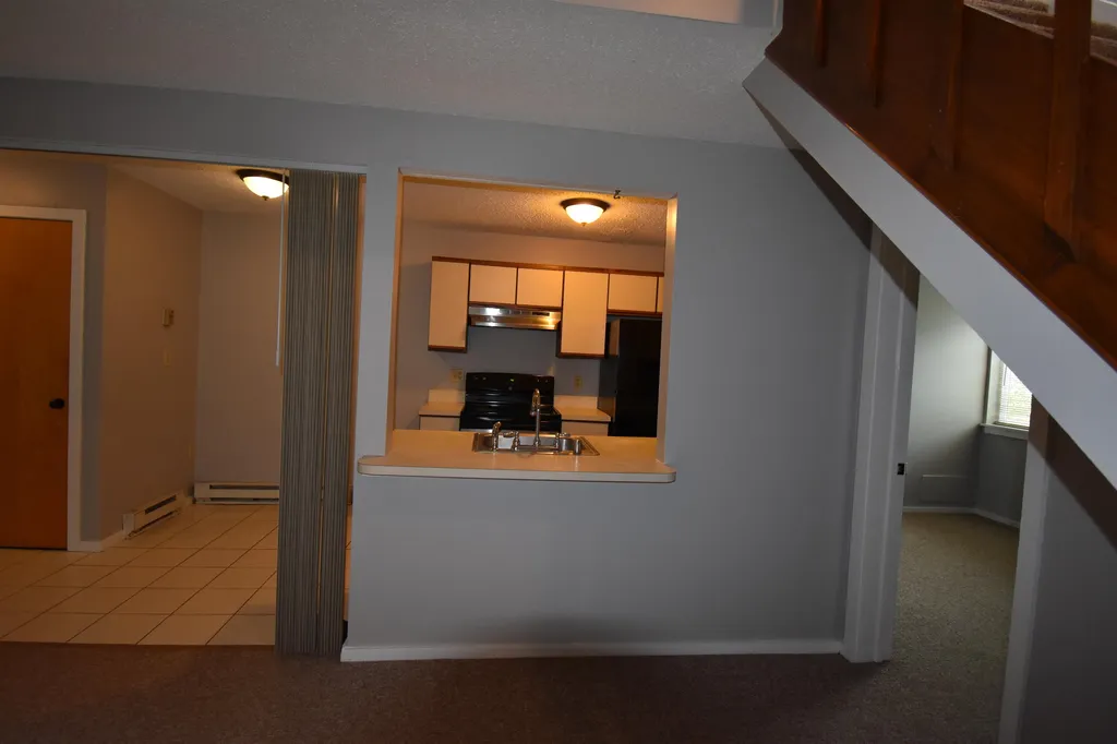 10 Marsten Lane Enfield NH 03748
