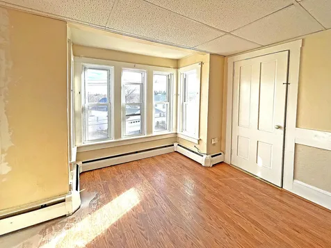 41 Grove Street Farmington NH 03835