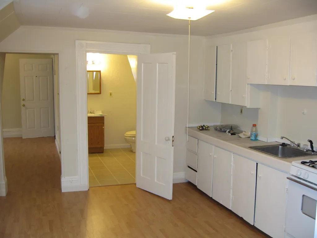 400 Hanover Street Manchester NH 03104