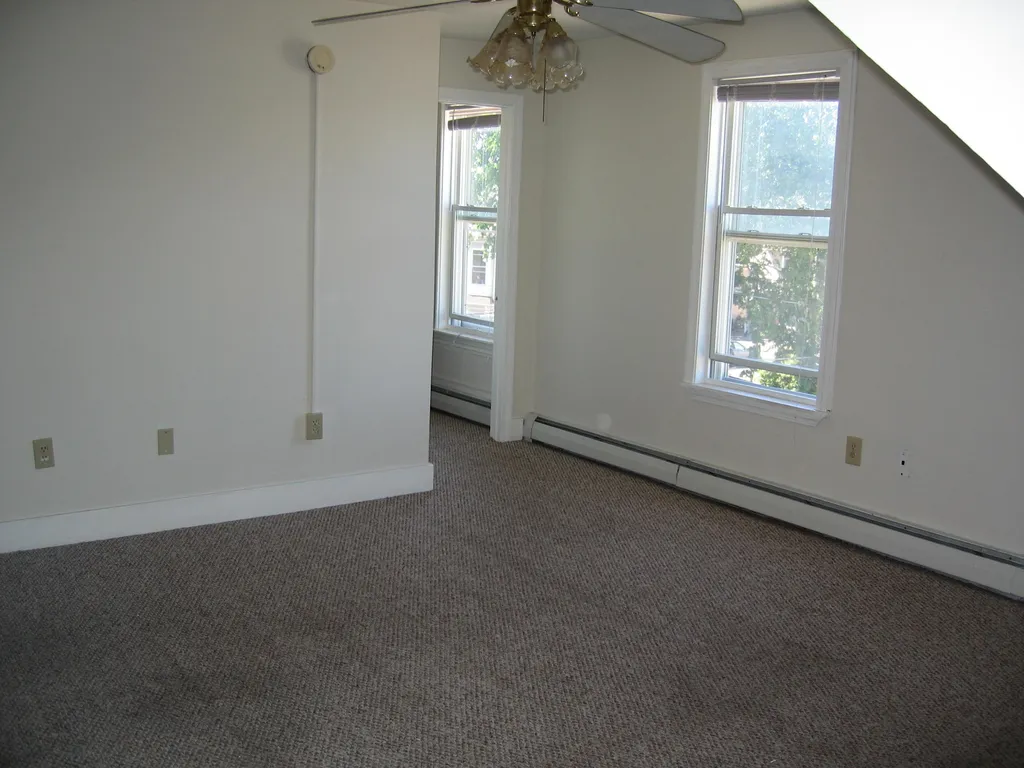 400 Hanover Street Manchester NH 03104