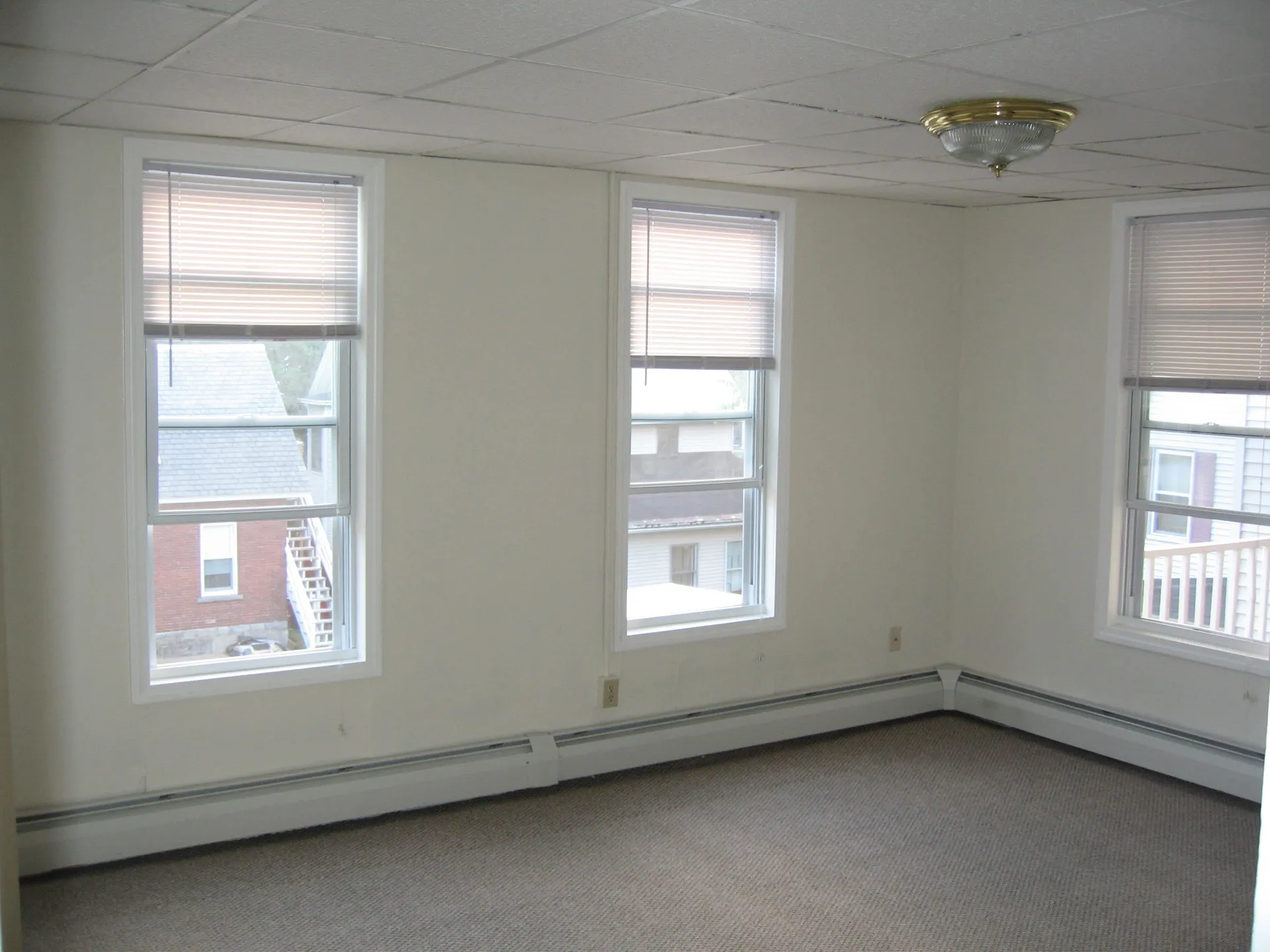 400 Hanover Street Manchester NH 03104