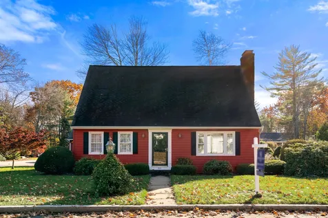 221 Kearney Street Manchester NH 03104