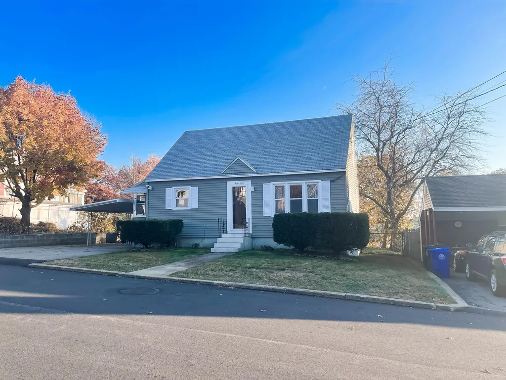 41 Boisvert Street Manchester NH 03103