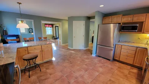 43 Hemlock Court Newfields NH 03856