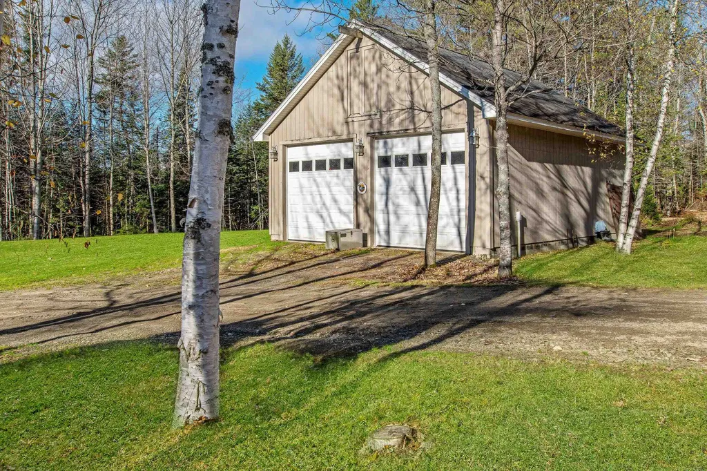 1826 Upton Road Errol NH 03579