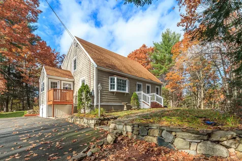 7 Blake Road Raymond NH 03077