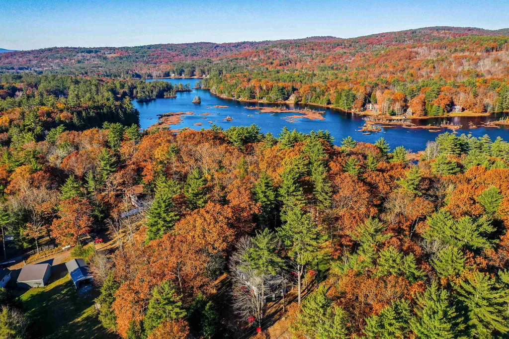 31 Circle Point Road Sanbornton NH 03269