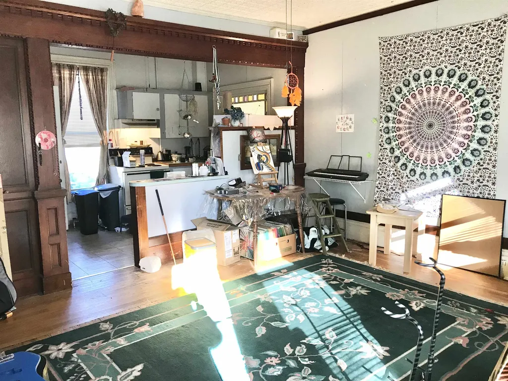 60 Academy Street Laconia NH 03246