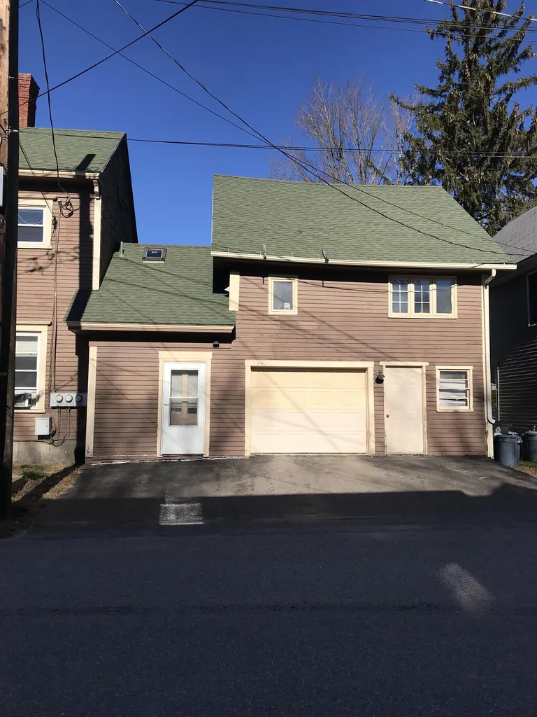 60 Academy Street Laconia NH 03246